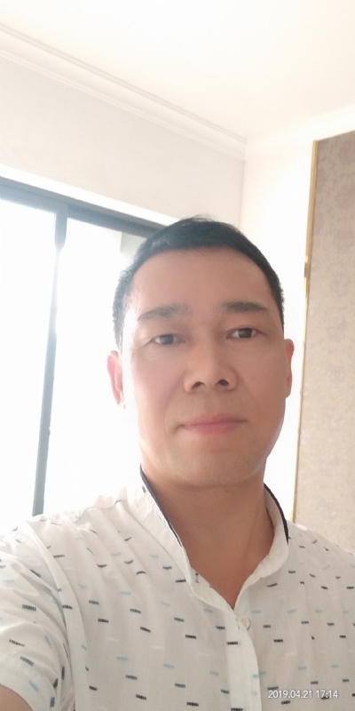 朝望大海的第一张照片--南宁蓝颜知己交友网