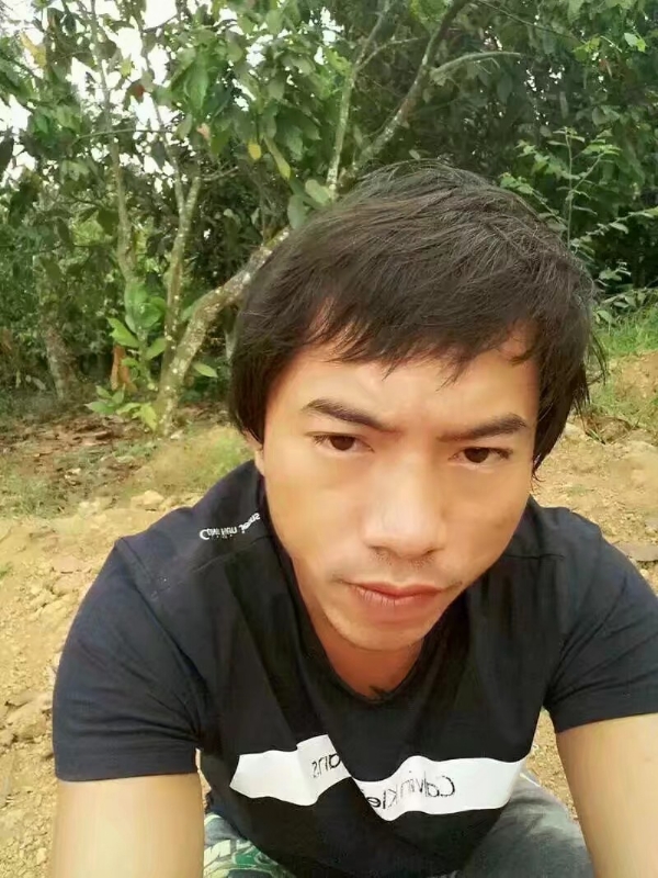 若是梦、苏醒的第一张照片--南宁蓝颜知己交友网