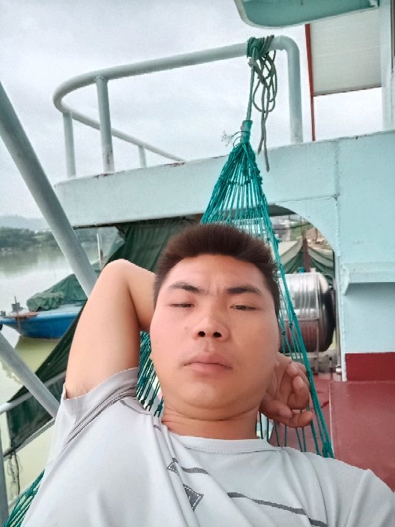 小哥哥的第一张照片--南宁蓝颜知己交友网